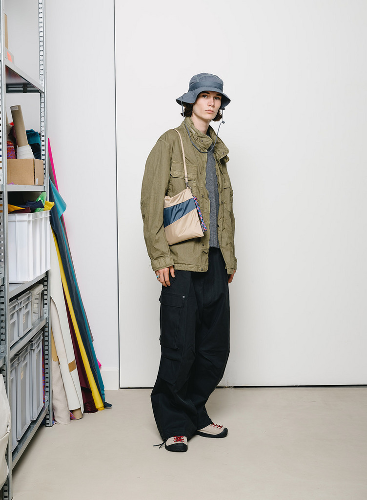 The New Pouch 詳細画像 Almond & Tornado 2