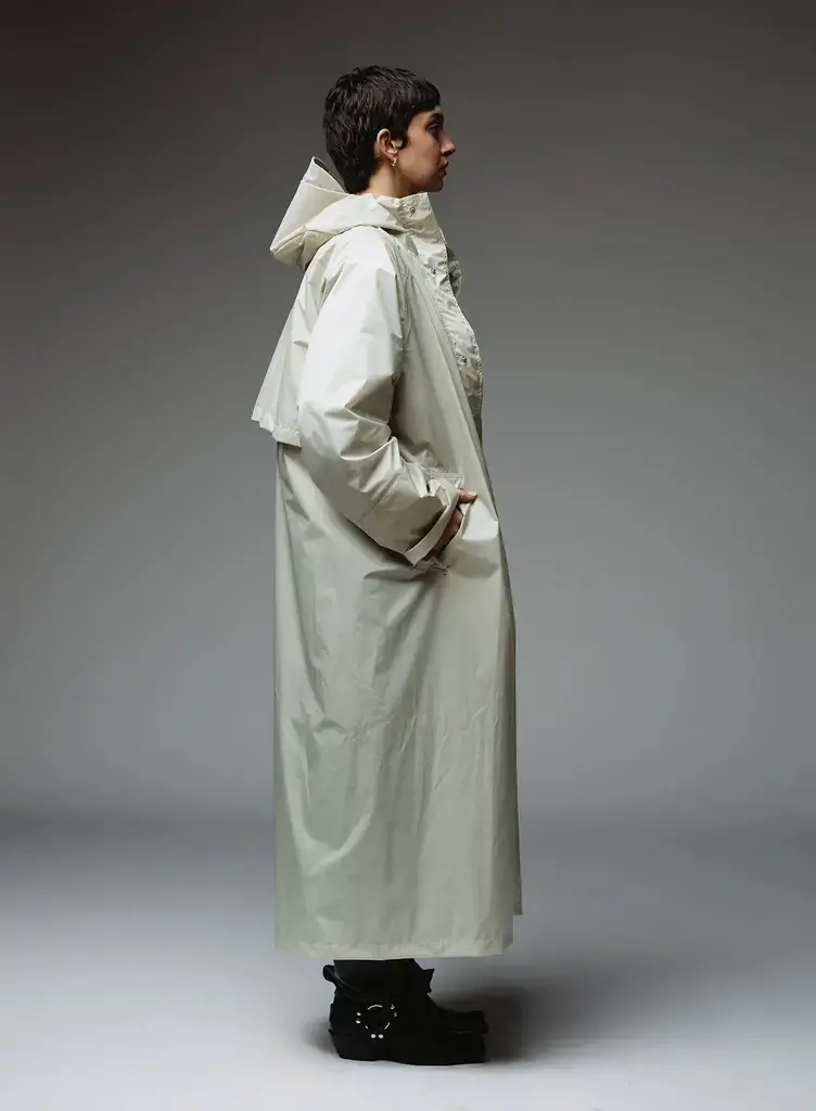 The New Raincoat 詳細画像 Cloud 3