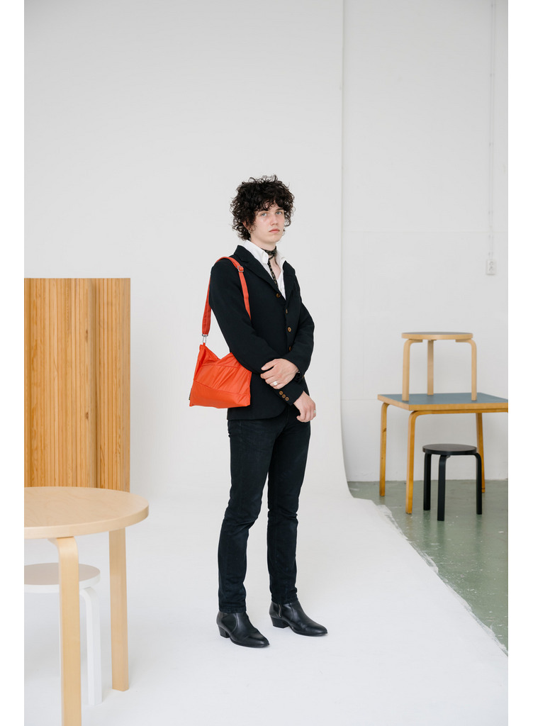 The New Pouch 詳細画像 Anni 2