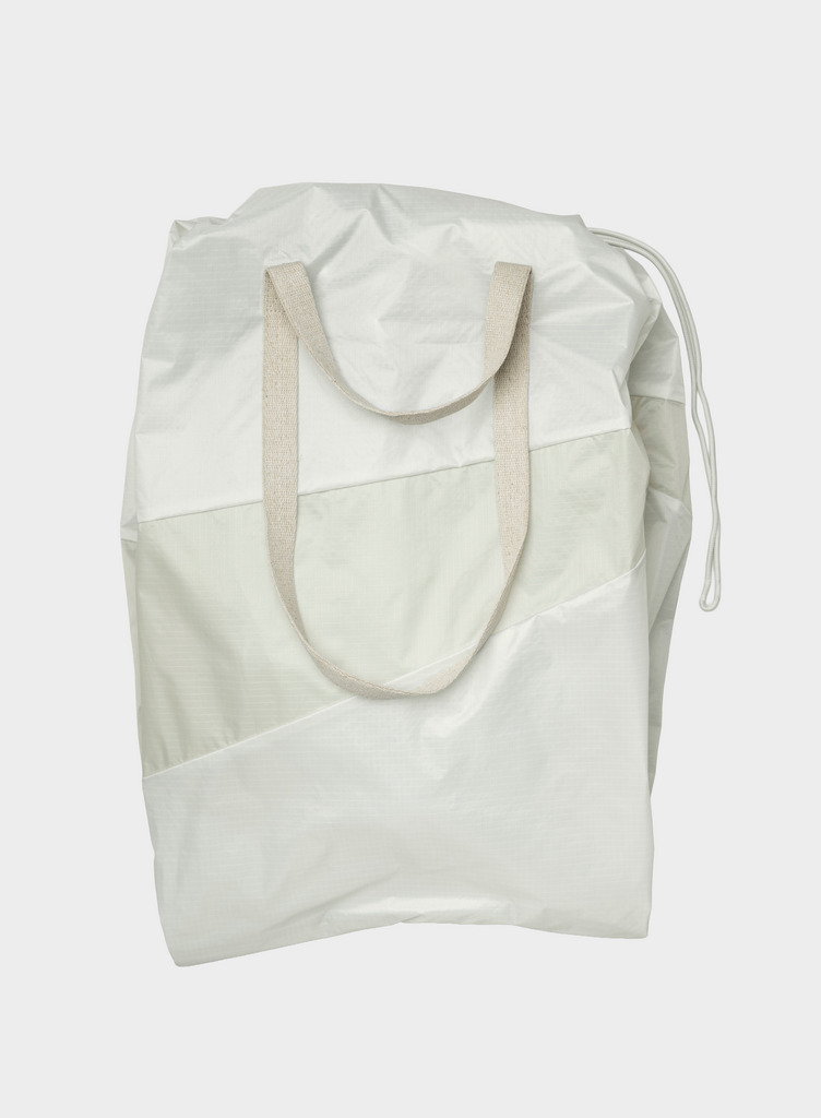 The New Trash Bag 詳細画像 Cloud 3